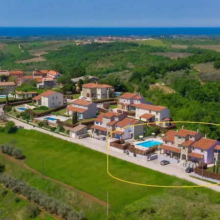 Casa Bullea By Interhome Holiday home Donje Baredine