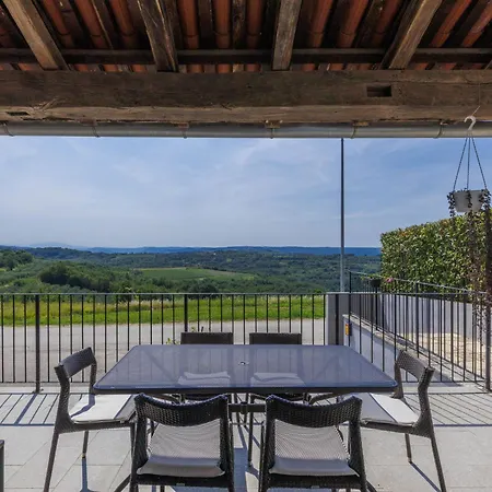 Holiday home Casa Bullea By Interhome Donje Baredine