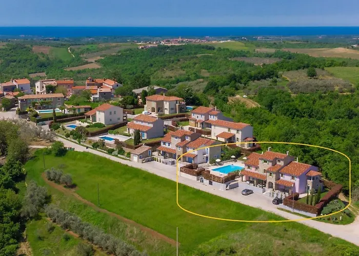 Bullea By Interhome Holiday home Donje Baredine