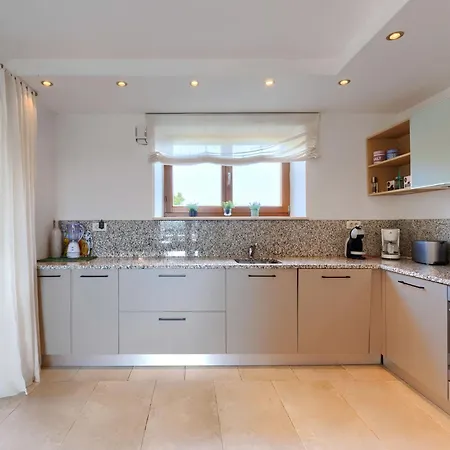 Bullea By Interhome * Donje Baredine